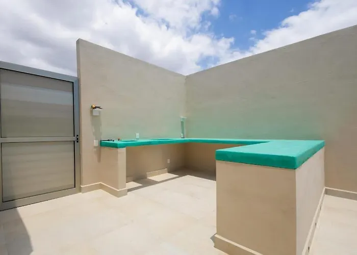 Сasa de vacaciones Luxury Cabo With Multiple Pools, Pickleball, Gym & Rooftop *
