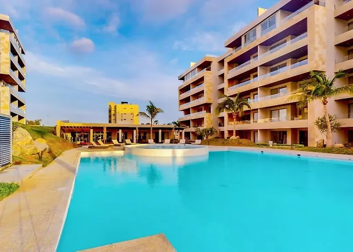 Luxury Cabo With Multiple Pools, Pickleball, Gym & Rooftop Сasa de vacaciones Cabo San Lucas